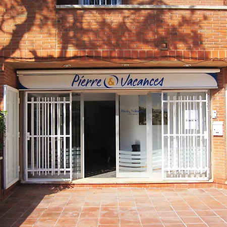 Pierre & Апартаменты Комарруга