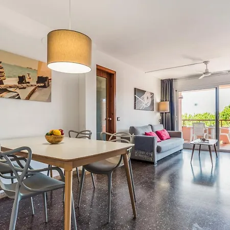 Apartman Pierre & *